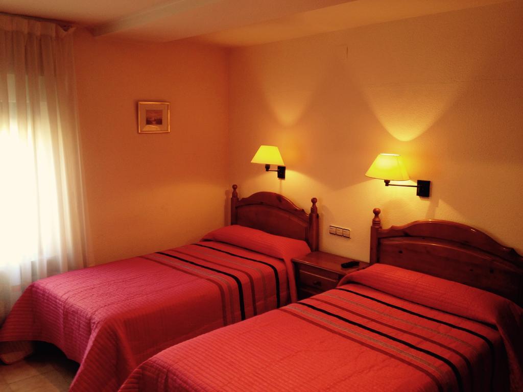 Hostal Nicolás Medinaceli Camera foto